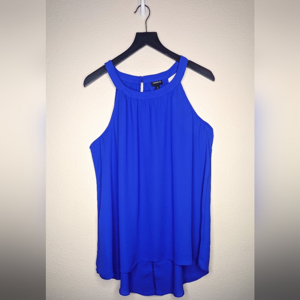 Torrid Women’s Blue Halter Top Size 2